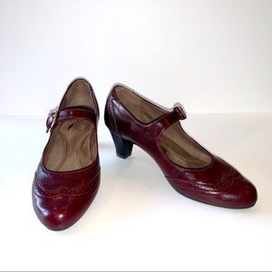 Aerosols HeelRest Pumps - Size 8.5
